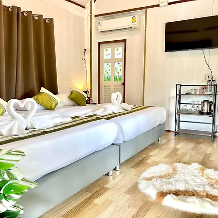 เคียงดาวโฮมสเตย์ โซนริมน้ำ Kaeng Krachan Exterior photo